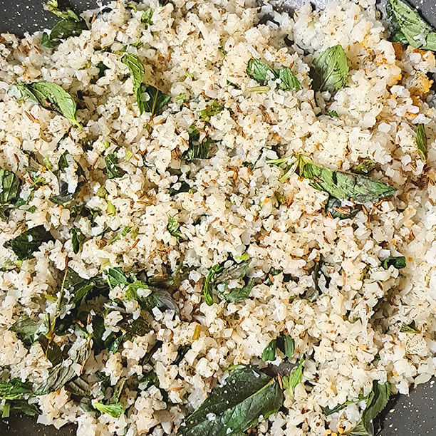 Airy-Yerba Cauliflower Rice